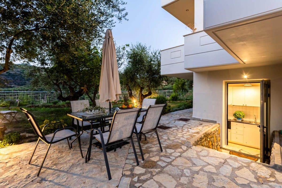 Kitries Summer Getaway - Eden Sandy Suite Kitriaí Eksteriør billede