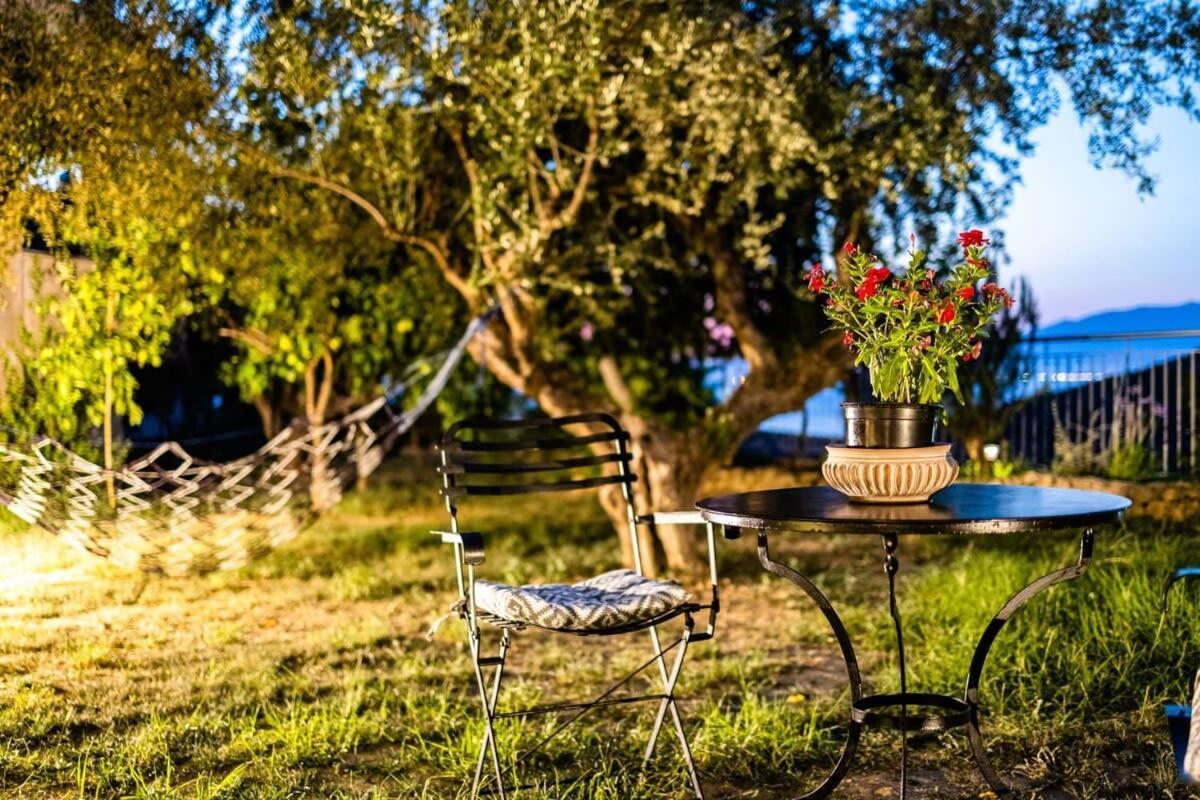 Kitries Summer Getaway - Eden Sandy Suite Kitriaí Eksteriør billede